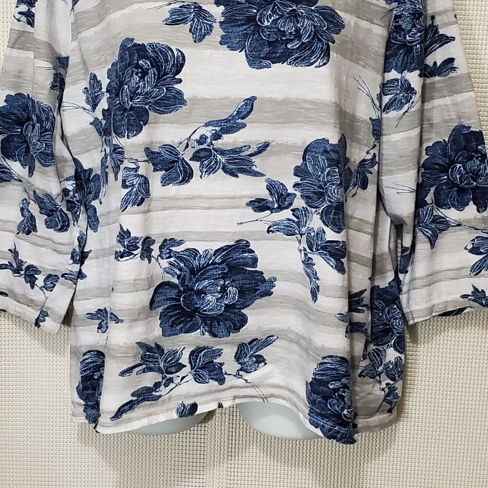 Chicos Top Womens 3  Extra Large White Knit Striped Floral Pullover 3/4 Sleeve - Picture 3 of 9